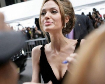 National Enquirer: Анджелина Джоли умирает от рака