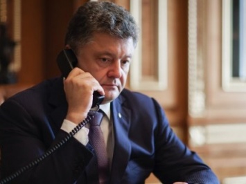 П.Порошенко заявил, что Украина поддерживает территориальную целостность Азербайджана