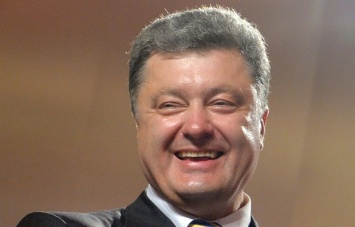Порошенко заявил, что "Газпром" пошел на уступки Украине