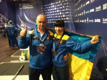 Украина получила первую медаль на ЧЕ по тяжелой атлетике