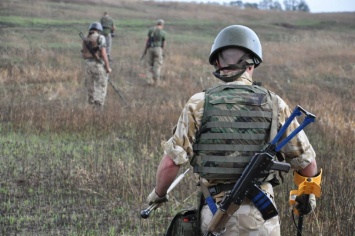 Боевики в Донбассе активизировали "минную войну" - ИС