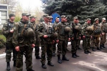 В Авдеевку отправился новый сводный отряд полиции