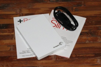 Seagate Backup Plus Slim (1ТБ): тонкий внешний HDD с хорошими скоростями и широкими возможностями ПО