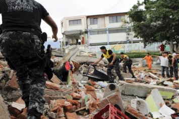 Землетрясение в Эквадоре: Число жертв возросло до 413