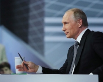 На колени: кадр с Путиным завел соцсети (ФОТО, ОБНОВЛЕНО)