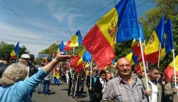 Митинг в Кишиневе перерос в столкновения с полицией, есть пострадавшие