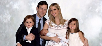 Иванка Трамп представила первый семейный снимок с новорожденным сыном