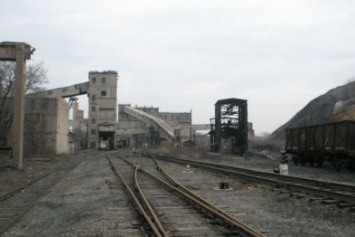 В Советском районе Макеевки на территории заброшенной шахты нашли неразорвавшийся артснаряд