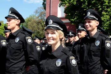 В Кировограде начала работу патрульная полиция: на службу заступили 238 новых полицейских