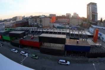 В самом центре Днепропетровска появится огромный торговый центр из контейнеров (ВИДЕО)