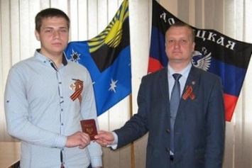 В Макеевке начали вручать паспорта "ДНР"