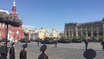 Чтобы все боялись: по Красной площади прогнали новинки российской оборонки