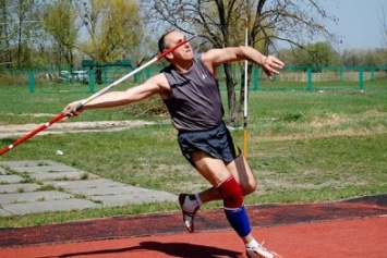 64-летний кахоовчанин Петр Ивасюк - серебряный призер среди ветеранов-метателей (Фото)