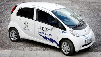 Peugeot и Citroen приступили к разработке глобальных электрокаров