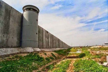 В Украине анонсировали начало строительства «стены» между Луганской областью и РФ