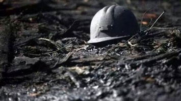 На шахте "Малоивановская" в "ЛНР" из-под завалов достали пятого погибшего. Поиски еще четверых шахтеров продолжаются