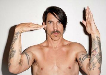 Солист группы Red Hot Chili Peppers Энтони Кидис госпитализирован
