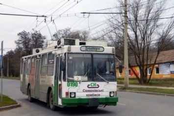 К осени на дороги Краматорска выйдут еще пять троллейбусов