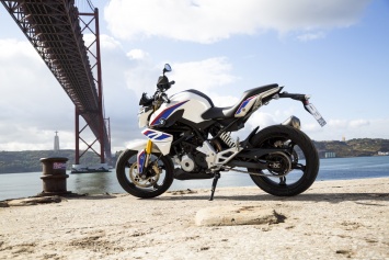 BMW открывает новый мотоциклетный завод