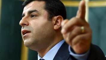 Оппозиция Турции обжалует покушение на депутатский иммунитет