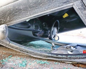 В Омске водитель Toyota Mark II сбил пешехода и убежал