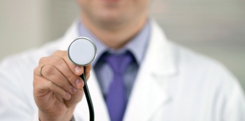 Запорожцам, которые выбрали семейных врачей, обещают бесплатную диагностику