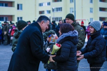 Бойцы Нацгвардии получили 80 квартир под Вышгородом