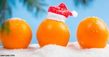 Почему на Новый год принято дарить в чулках апельсины и мандарины