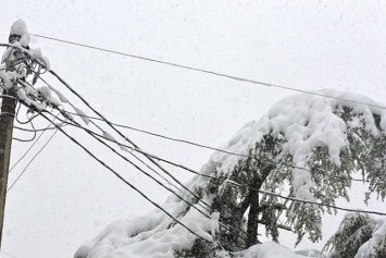 Из-за снегопада в Украине обесточены почти пять сотен населенных пунктов