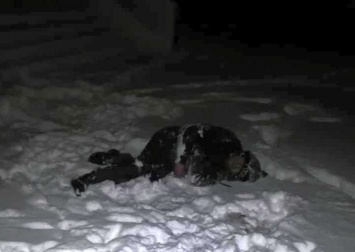 Избитого и замерзшего мужчину нашли в городе на Харьковщине (фото)