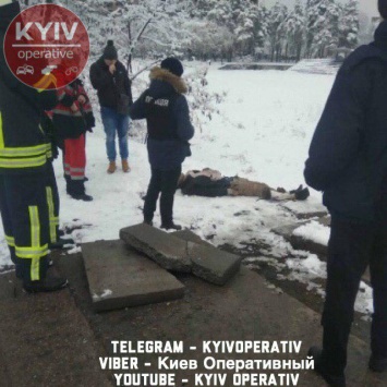 В канализации Дарницкого района украинской столицы нашли тело бездомного