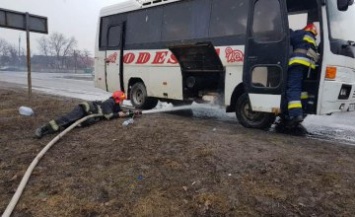 В Винницкой области загорелся автобус с пассажирами