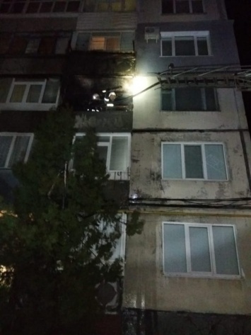 В Павлограде прохожий спас жителей дома во время пожара