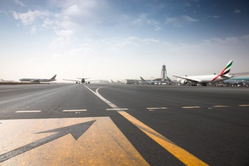Аэропорт Дубая ограничит работу в апреле и мае из-за ремонта полосы