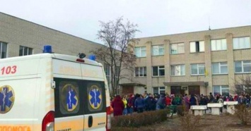 В Хмельницкой области неизвестный распылил газ: четверо пострадавших