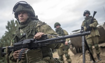 В аннексированном Крыму начались масштабные учения российских десантников