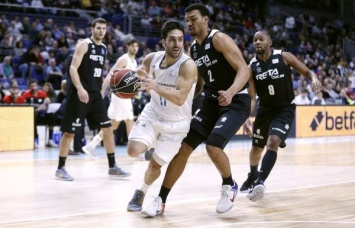 Чудо-бросок баскетболиста "Реала" помог мадридцам вырвать победу на последней секунде матча Евролиги (ВИДЕО)