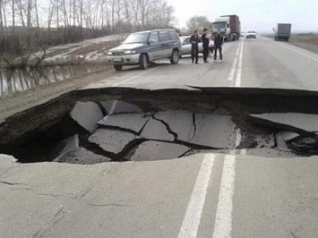 Первоапрельская шутка в Фейсбуке отменила поездки по трассе Одесса-Рени