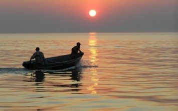 В Геническом районе ищут пропавших рыбаков - СМИ