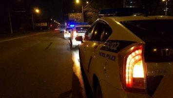 В Николаеве патрульные остановили Mitsubishi, водитель которой оказался без прав и, вероятно, под наркотиками, - ФОТО