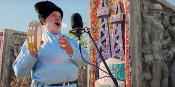 Сотрудники "Росатома" в День Победы спели песню про казаков в Берлине