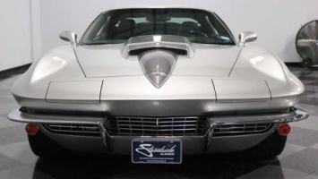 Шестилетний Chevrolet Corvette приобрел внешность модели 1967 года