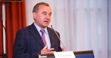 Депутат Домбровский решил провести энергетическую контрреволюцию - Бузаров