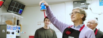 Работа в Smasung над 6G, Билл Гейтс и Уоренн Баффетт в роли продавцов мороженного и средства гигиены от Xbox: ТОП новостей дня