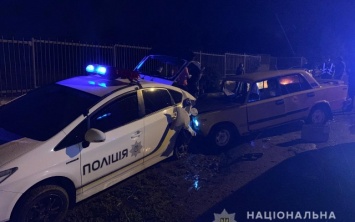 Черноморск: пьяный водитель врезался в патрульный автомобиль (ФОТО)