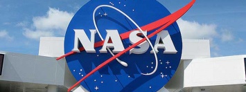 NASA Mars 2020 Rover получил новые колеса, а робот-помощник на МКС сам летает в космосе