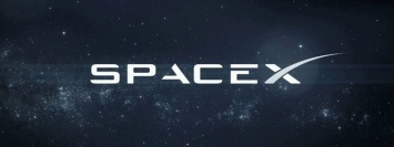 SpaceX впервые поймала носовой обтекатель ракеты с помощью гигантской сети