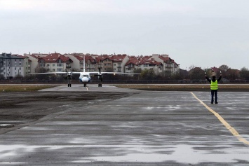 В аэропорту Ужгород заявили об угрозе остановки полетов в Киев