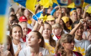 За 28 лет Украина из передового государства превратилась в страну, занимающую первенство лишь по уровню коррупции,-Олег Семенко