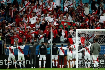 Чилийцы оглушительно проиграли полуфинал Копа Америки и оставили трон вакантным